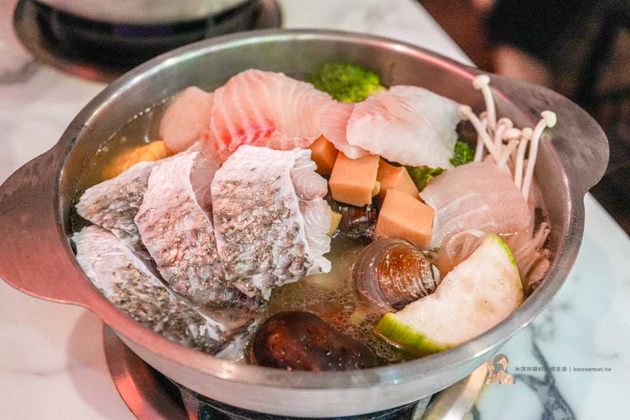 【樹林三峽美食】涮飽飽石頭火鍋北大店，北大特區火鍋吃到飽只要399元起！ @冰淇淋貓的軟爛生活
