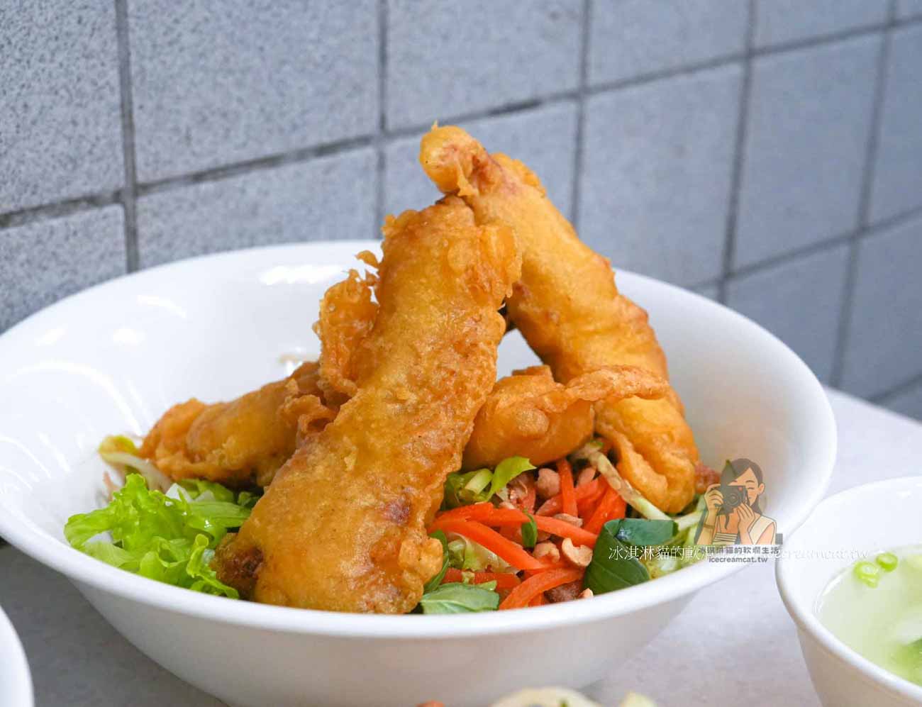 【珍好呷越南河粉】天母士東市場美食,500碗推薦牛肉河粉、炸雞柳菜單必點 @冰淇淋貓的軟爛生活 【珍好呷越南河粉】天母士東市場美食,500碗推薦牛肉河粉、炸雞柳菜單必點 @冰淇淋貓的軟爛生活