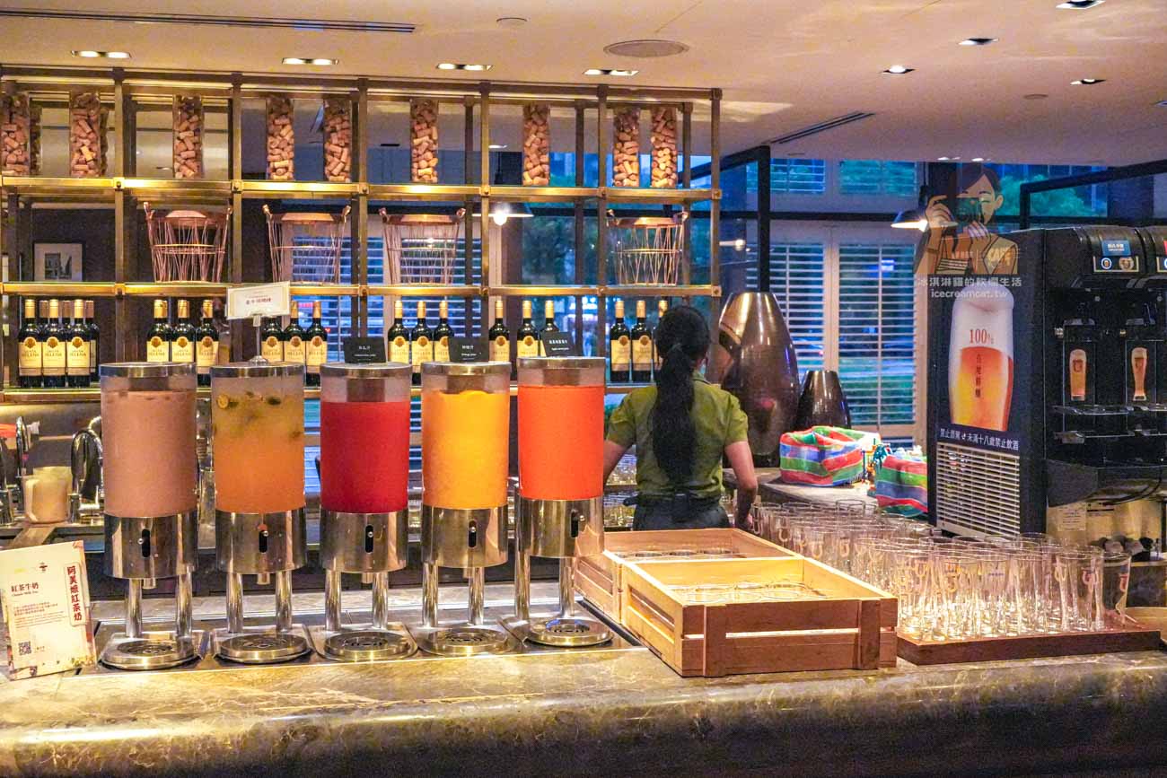 台北君悅酒店凱菲屋 Café吃到飽|信義區自助餐價格、停車,午餐、下午茶、晚餐差別 @冰淇淋貓的軟爛生活 台北君悅酒店凱菲屋 Café吃到飽|信義區自助餐價格、停車,午餐、下午茶、晚餐差別 @冰淇淋貓的軟爛生活