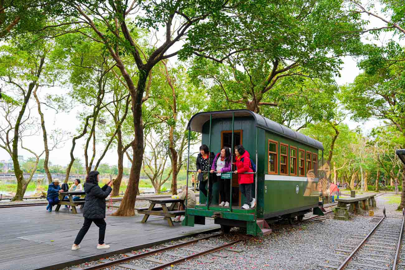 宜蘭羅東免費景點，羅東林業文化園區老火車與百年林場風景 @冰淇淋貓的軟爛生活