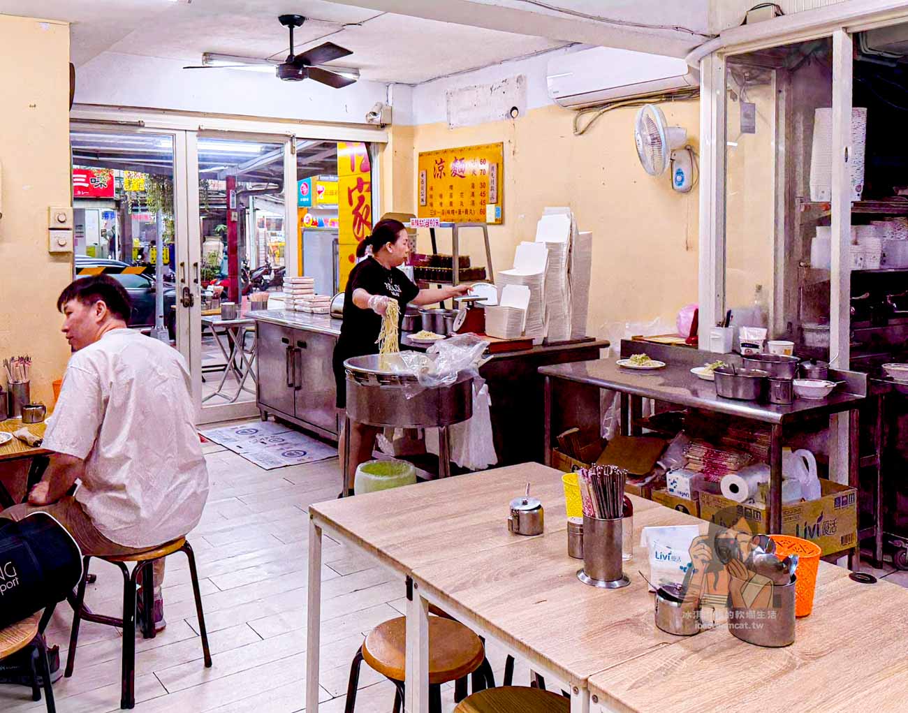 【民生社區美食】屏東任家涼麵｜南京三民站人氣粗麵涼麵、菜單價格推薦 @冰淇淋貓的軟爛生活