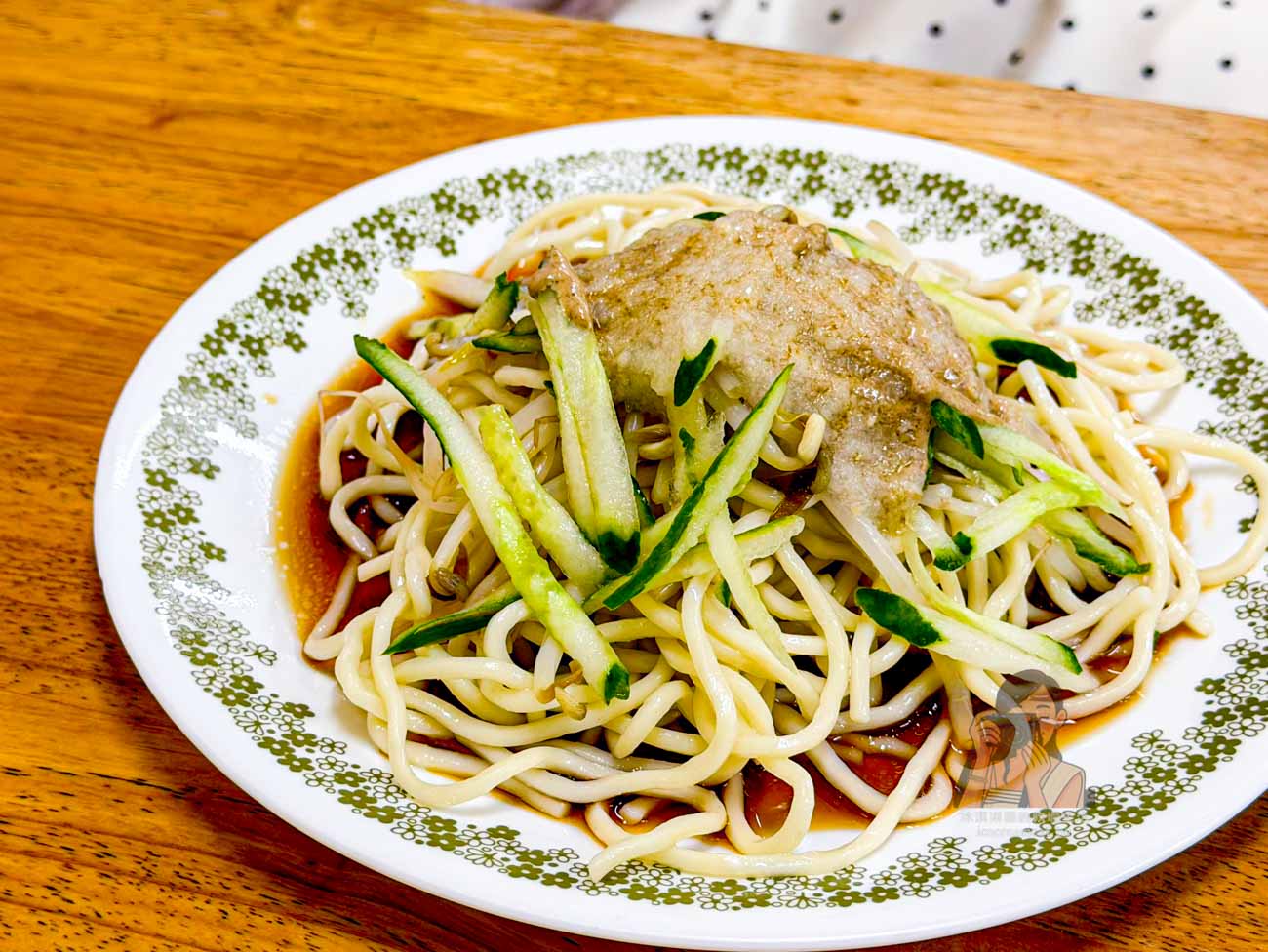 新莊美食｜阿淑清蒸肉圓，內餡有著與胡椒餅一樣的香氣，讓人一嚐就愛上，新莊體育場附近小吃 @冰淇淋貓的軟爛生活