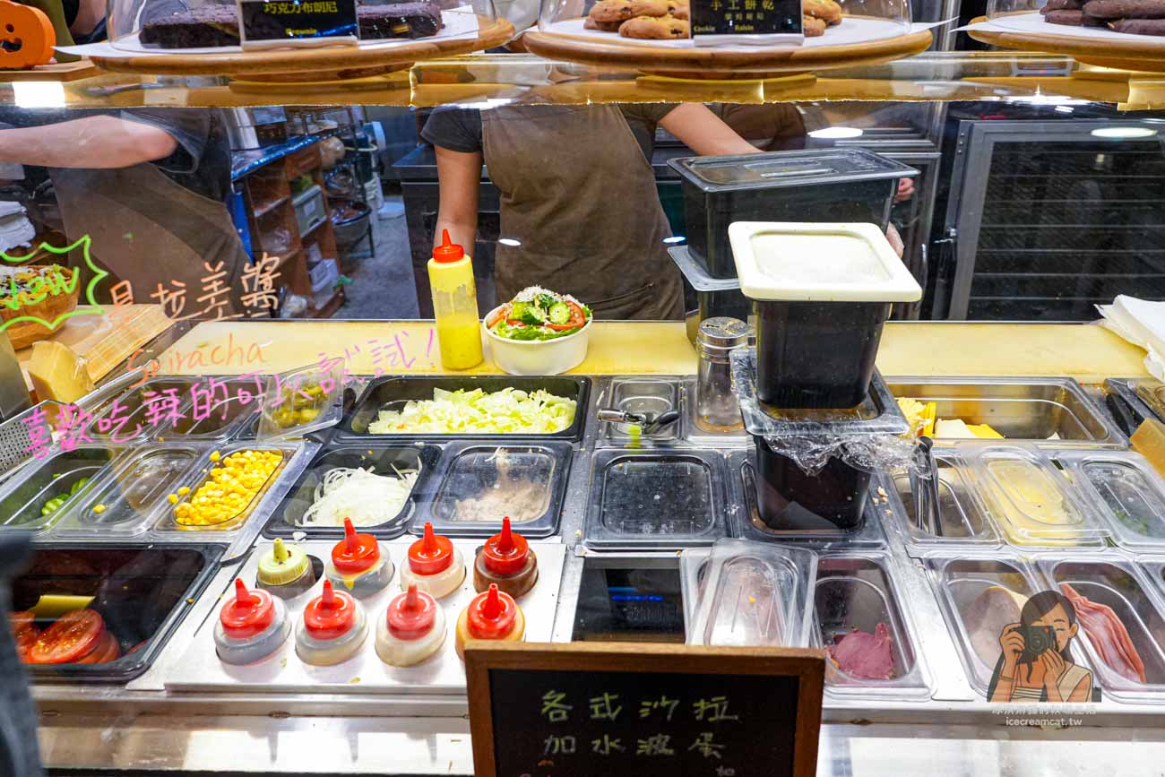 【天母芝山美食】SUBBER潛艇堡專賣店 名廚詹姆士推薦！菜單推薦商業午餐 生菜沙拉 @冰淇淋貓的軟爛生活