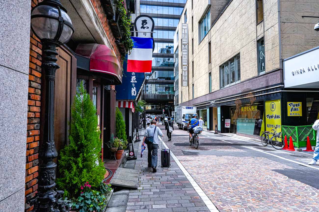 【東京銀座早午餐】Tricolore 創業昭和喫茶店，必喝特色手沖咖啡(トリコロール) @冰淇淋貓的軟爛生活