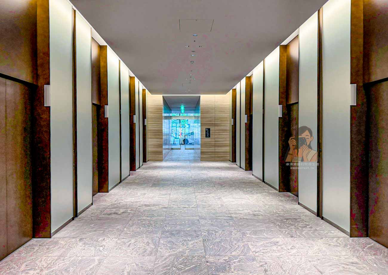 麻布台之丘展望台|森JP Tower 33樓看東京鐵塔夜景、Sky Lobby入場方式 @冰淇淋貓的軟爛生活 麻布台之丘展望台|森JP Tower 33樓看東京鐵塔夜景、Sky Lobby入場方式 @冰淇淋貓的軟爛生活