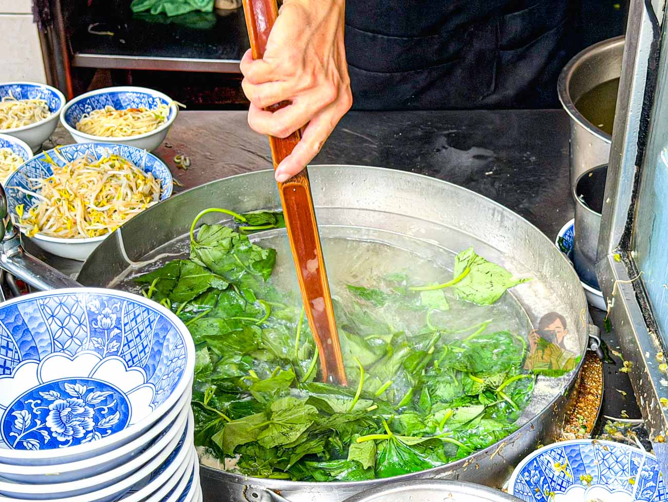 【新莊美食】中義街乾麵 當男人戀愛時取景地，40年乾麵菜單必點 @冰淇淋貓的軟爛生活