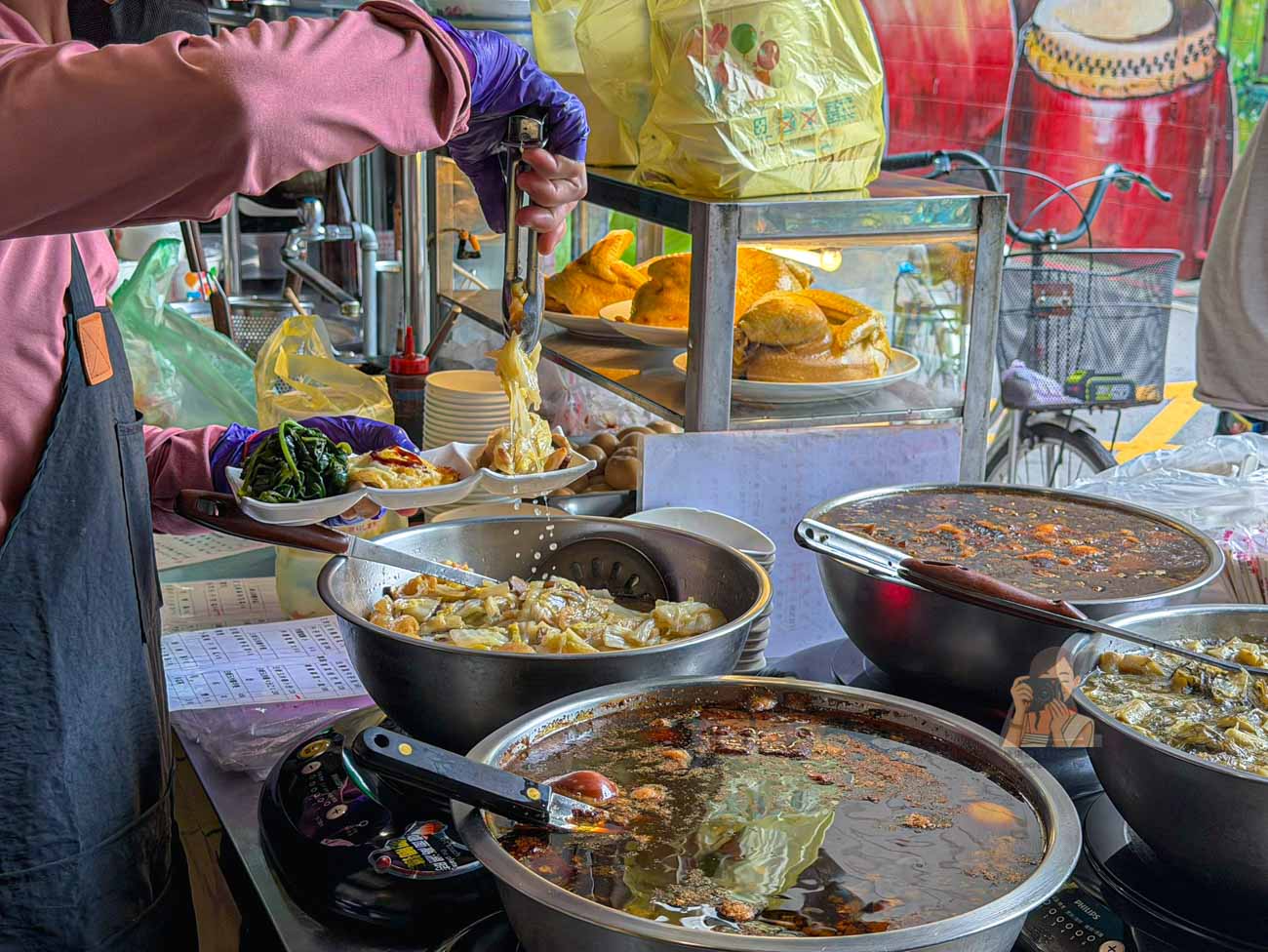 【新莊美食】家食心地｜捷運幸福站必吃芋頭米粉湯、滷豬腳（菜單價格） @冰淇淋貓的軟爛生活