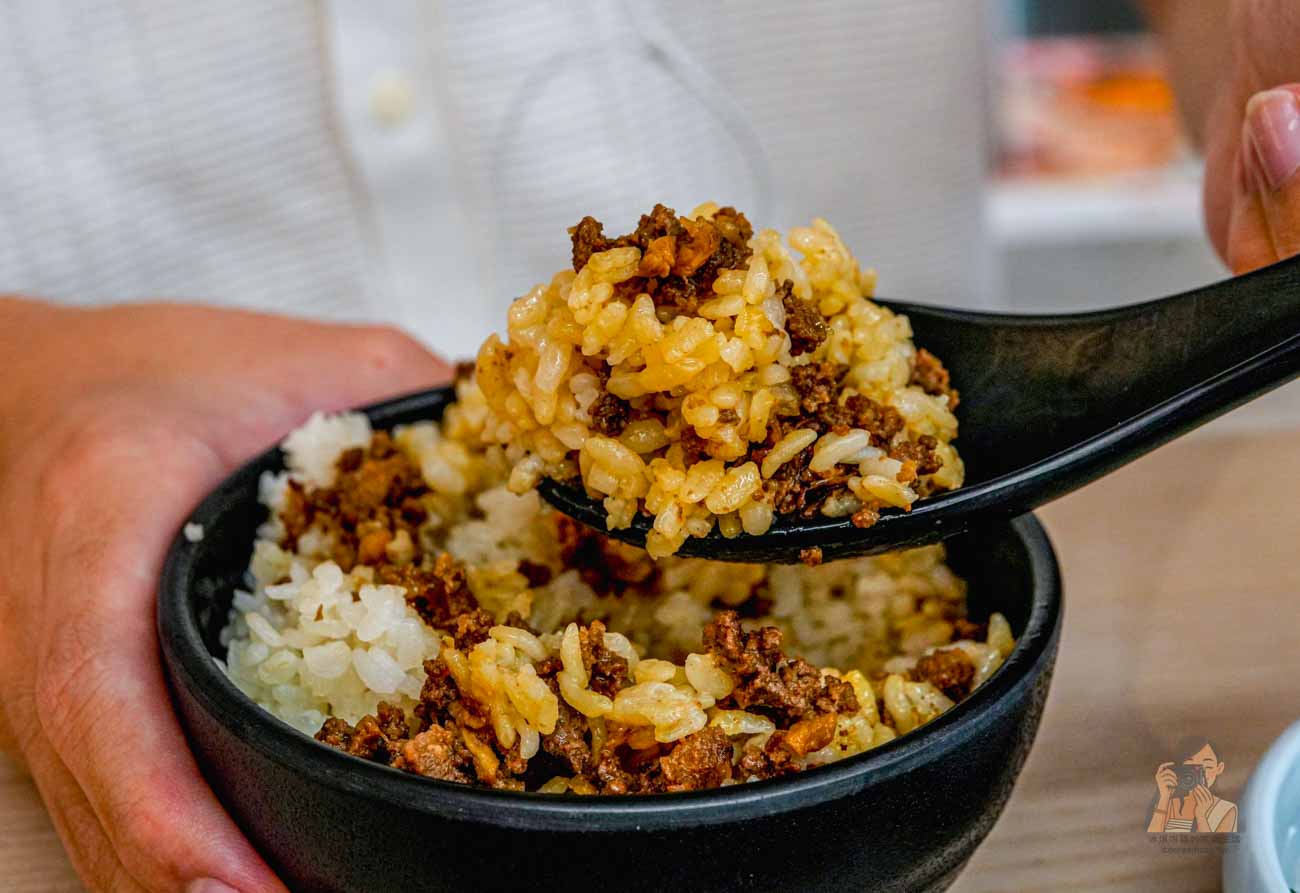 【瀧棧現沖牛肉湯】永和比漾廣場新開幕，熟成黑牛遇上高溫現沖的鮮甜滋味 @冰淇淋貓的軟爛生活