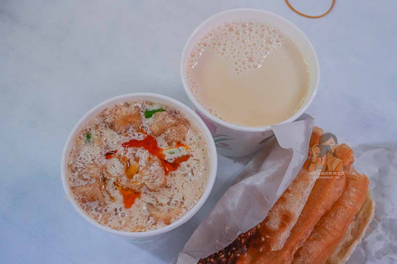 【中和美食】南山路永和豆漿,早餐必吃蔥燒餅(胡椒餅)夾蔥蛋加豆漿(菜單) @冰淇淋貓的軟爛生活 【中和美食】南山路永和豆漿,早餐必吃蔥燒餅(胡椒餅)夾蔥蛋加豆漿(菜單) @冰淇淋貓的軟爛生活