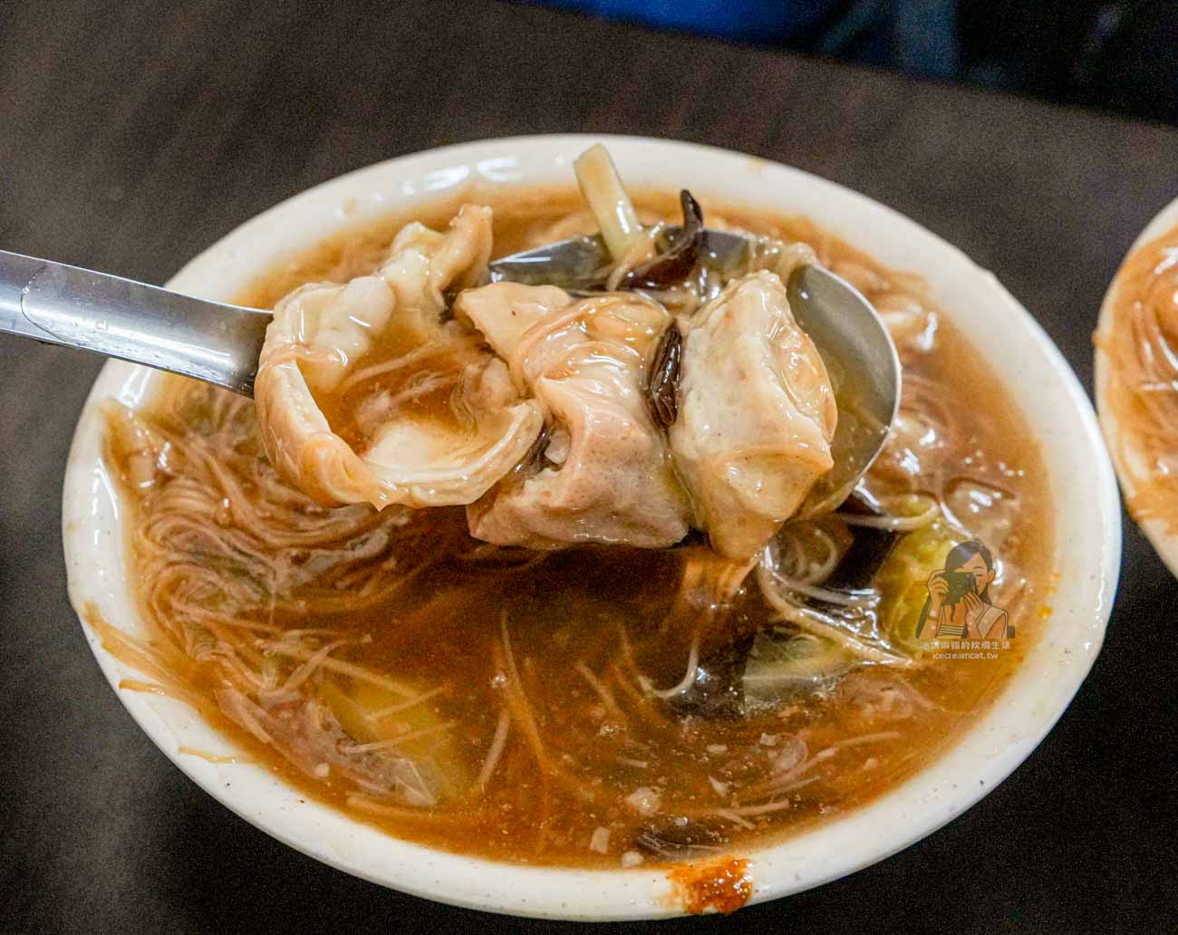 【永和頂溪美食】同安街麵線羹永和保平,分店古亭站的古早味小吃 @冰淇淋貓的軟爛生活 【永和頂溪美食】同安街麵線羹永和保平,分店古亭站的古早味小吃 @冰淇淋貓的軟爛生活