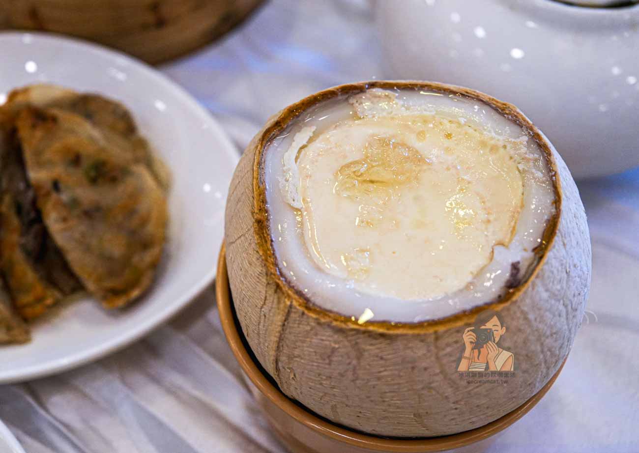 倫敦大酒樓【香港旺角美食】50年推車飲茶，菜單必吃椰皇燕窩燉鮮奶 @冰淇淋貓的軟爛生活