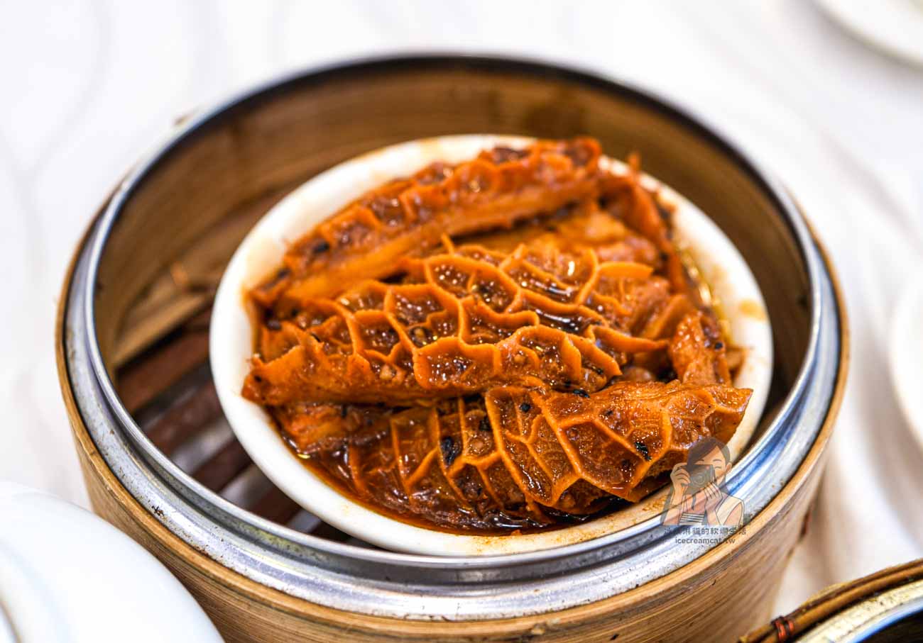 倫敦大酒樓【香港旺角美食】50年推車飲茶,菜單必吃椰皇燕窩燉鮮奶 @冰淇淋貓的軟爛生活 倫敦大酒樓【香港旺角美食】50年推車飲茶,菜單必吃椰皇燕窩燉鮮奶 @冰淇淋貓的軟爛生活