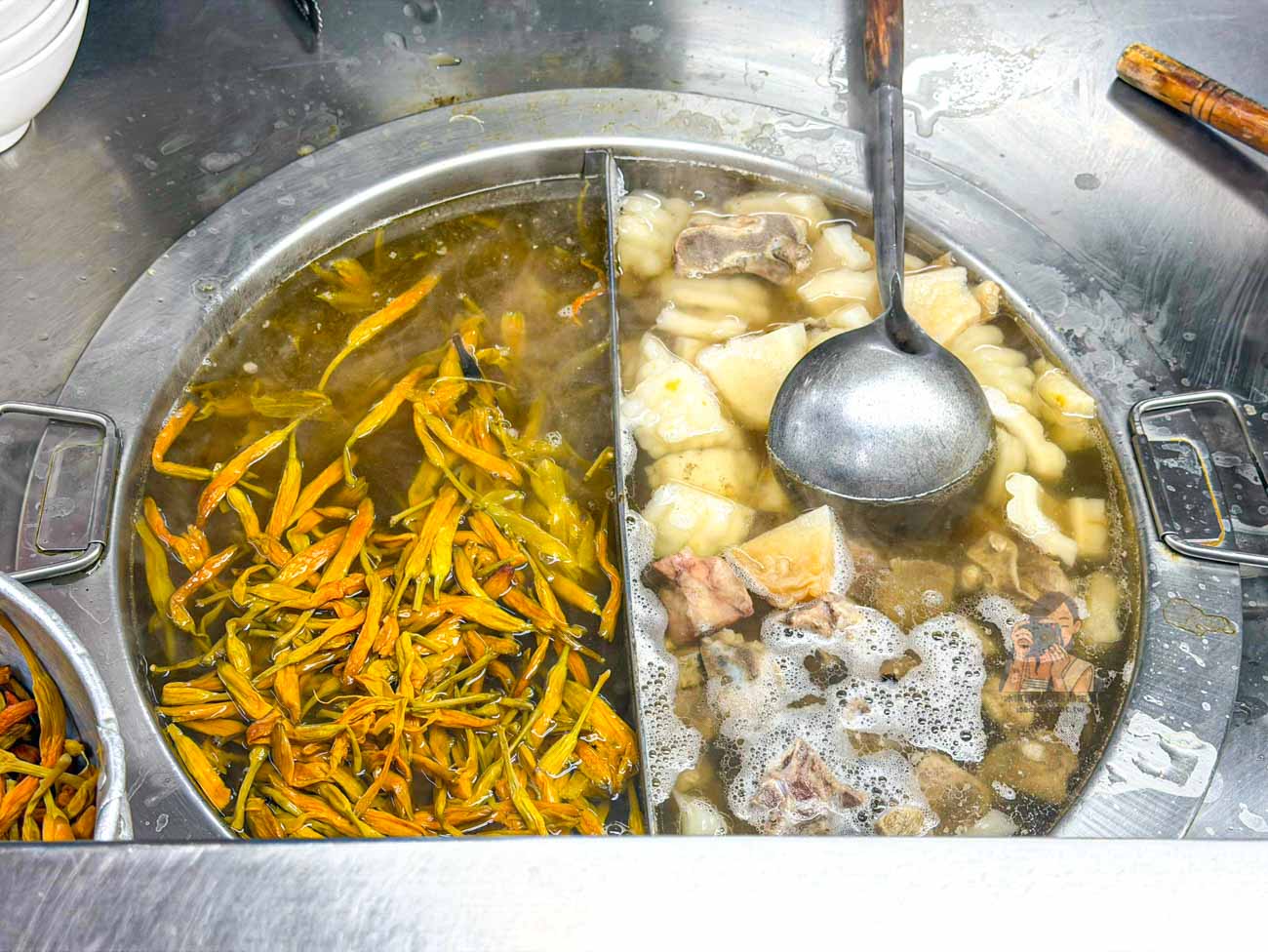 板橋裕民街夜市美食|阿益魯肉飯15元滷肉飯、平價便當,新埔站必吃小吃 @冰淇淋貓的軟爛生活 板橋裕民街夜市美食|阿益魯肉飯15元滷肉飯、平價便當,新埔站必吃小吃 @冰淇淋貓的軟爛生活