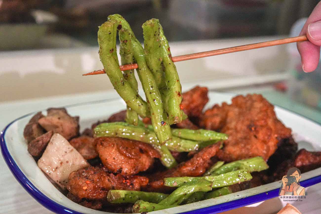 台北信義區美食｜暖男炸雞永吉店，必點超厚炙燒雞排與菜單（宵夜推薦） @冰淇淋貓的軟爛生活