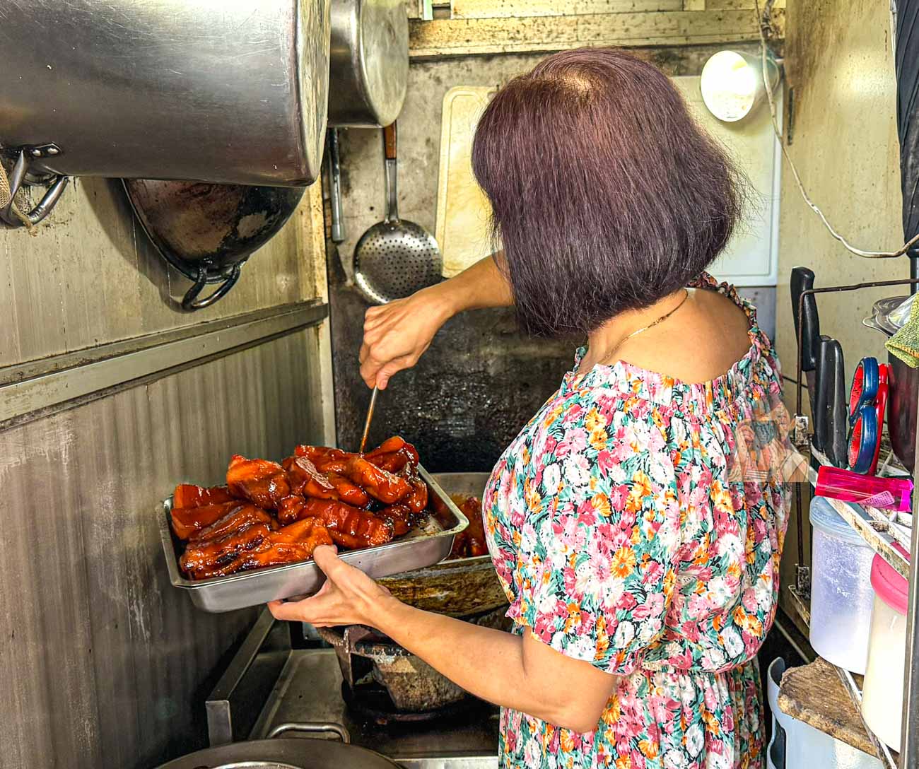 【中和南勢角美食】小梅越南法國麵包，炭烤麵包夾紅燒肉，價格親民又夠味！(菜單價格) @冰淇淋貓的軟爛生活