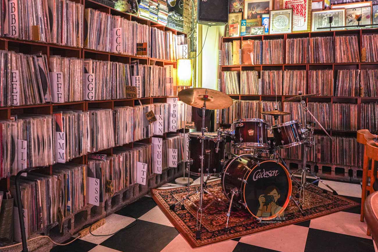 Vinyl Decision 黑膠咖啡｜台北中正區華山咖啡廳，黑膠唱片、菜單(忠孝新生美食) @冰淇淋貓的軟爛生活